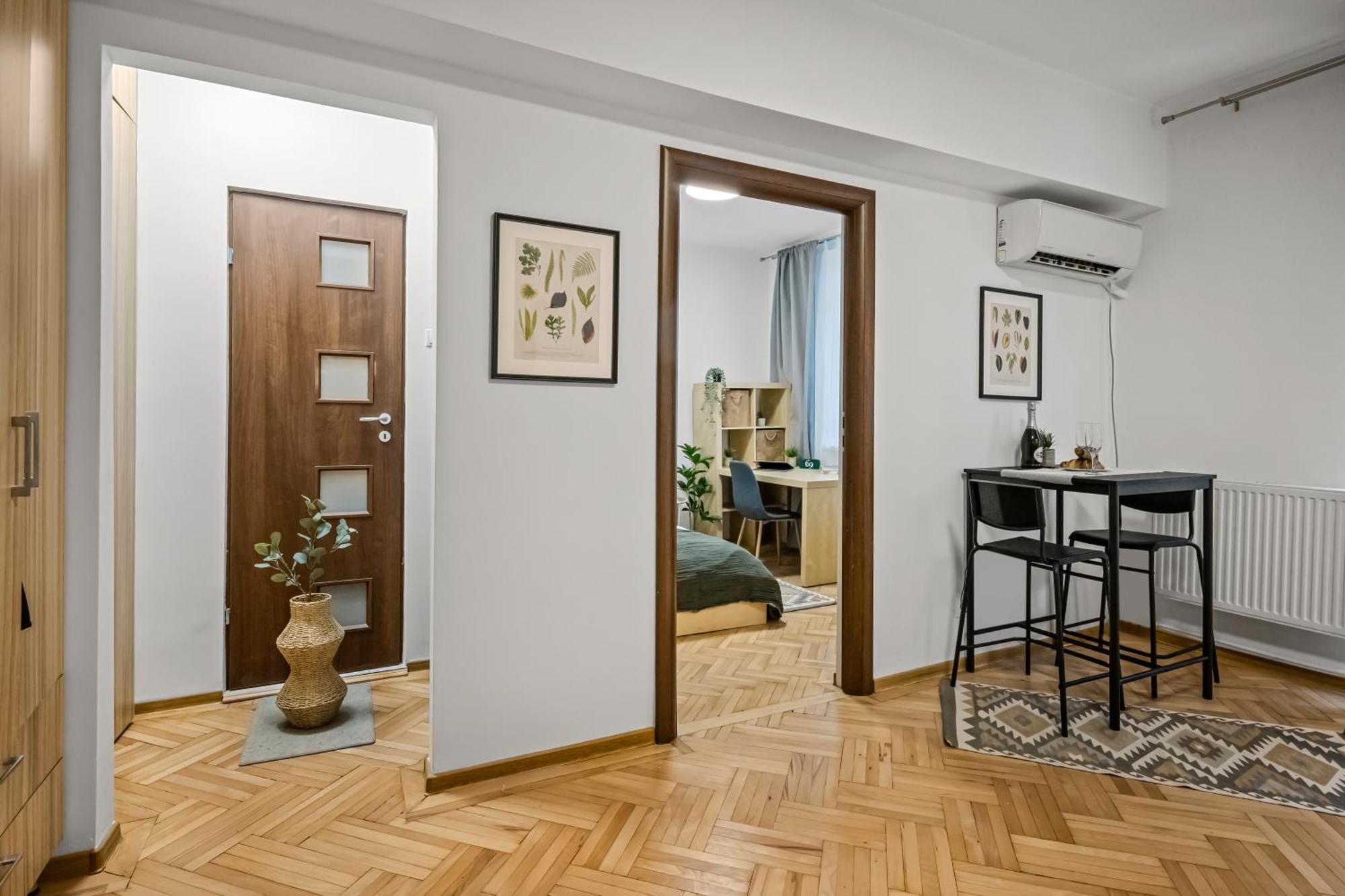 Earthy Escape - Central Apt With Balcony Bucarest Exterior foto